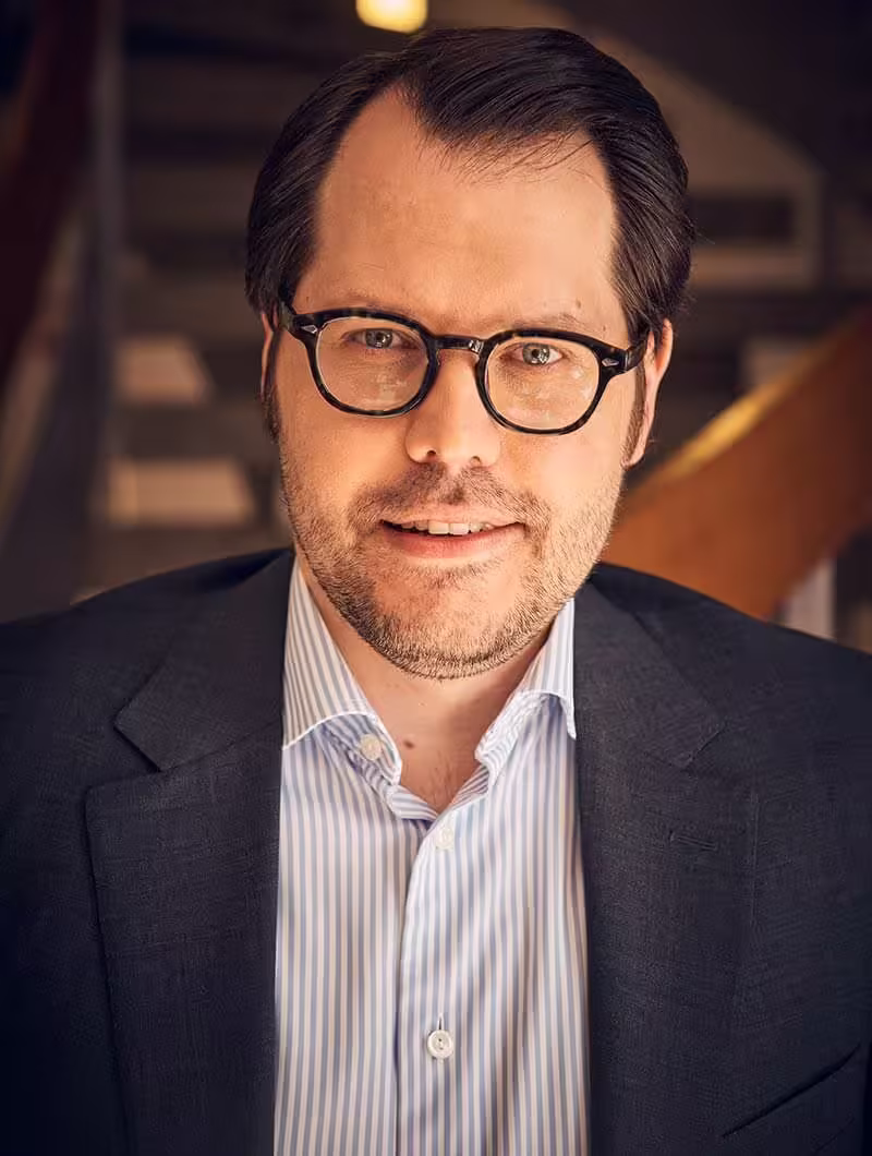 Dr. Jur. Daniel Oehri